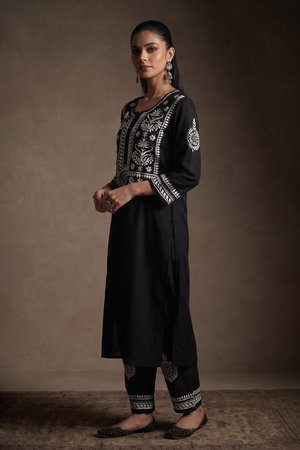 Ember – Hand-Embroidered Chikankari 2 Piece