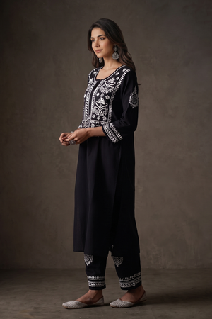 Ember – Hand-Embroidered Chikankari 2 Piece