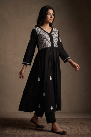 Ash – Hand-Embroidered Chikankari 2 Piece