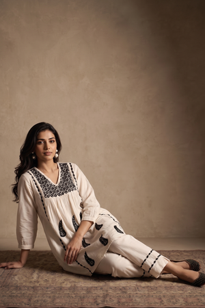 Oasis – Hand-Embroidered Chikankari 2 Piece