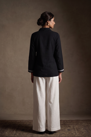 Coal – Hand-Embroidered Chikankari 2 Piece