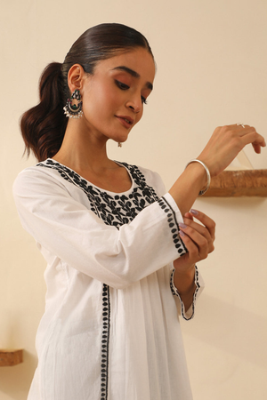 Frost – Hand-Embroidered Chikankari 2 Piece