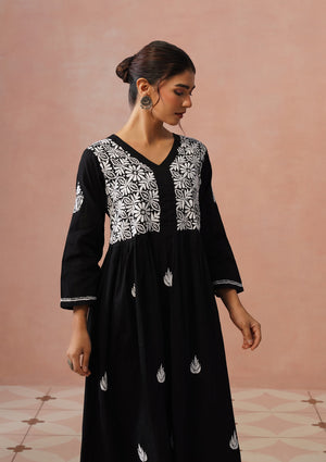 Ash – Hand-Embroidered Chikankari 2 Piece