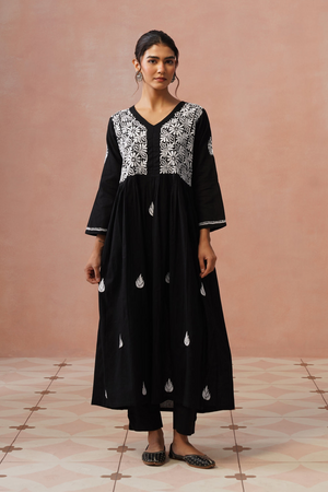 Ash – Hand-Embroidered Chikankari 2 Piece
