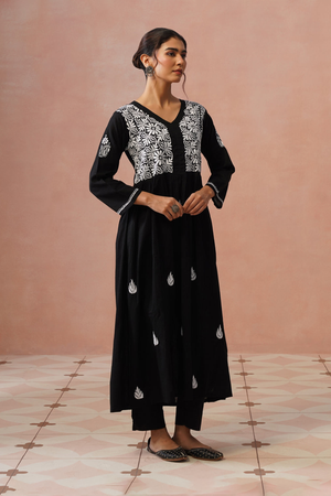 Ash – Hand-Embroidered Chikankari 2 Piece