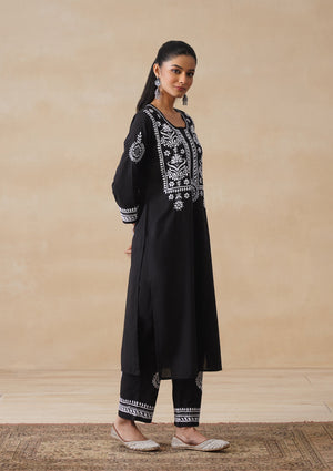 Ember – Hand-Embroidered Chikankari 2 Piece