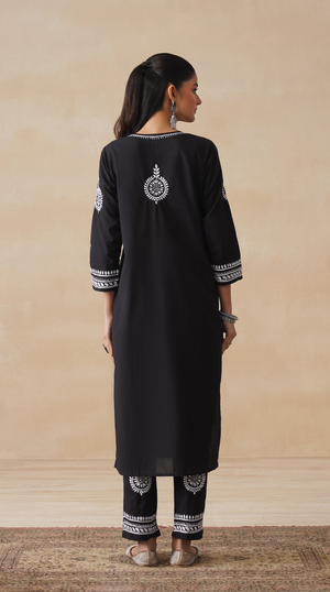 Ember – Hand-Embroidered Chikankari 2 Piece
