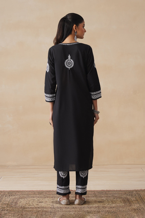 Ember – Hand-Embroidered Chikankari 2 Piece