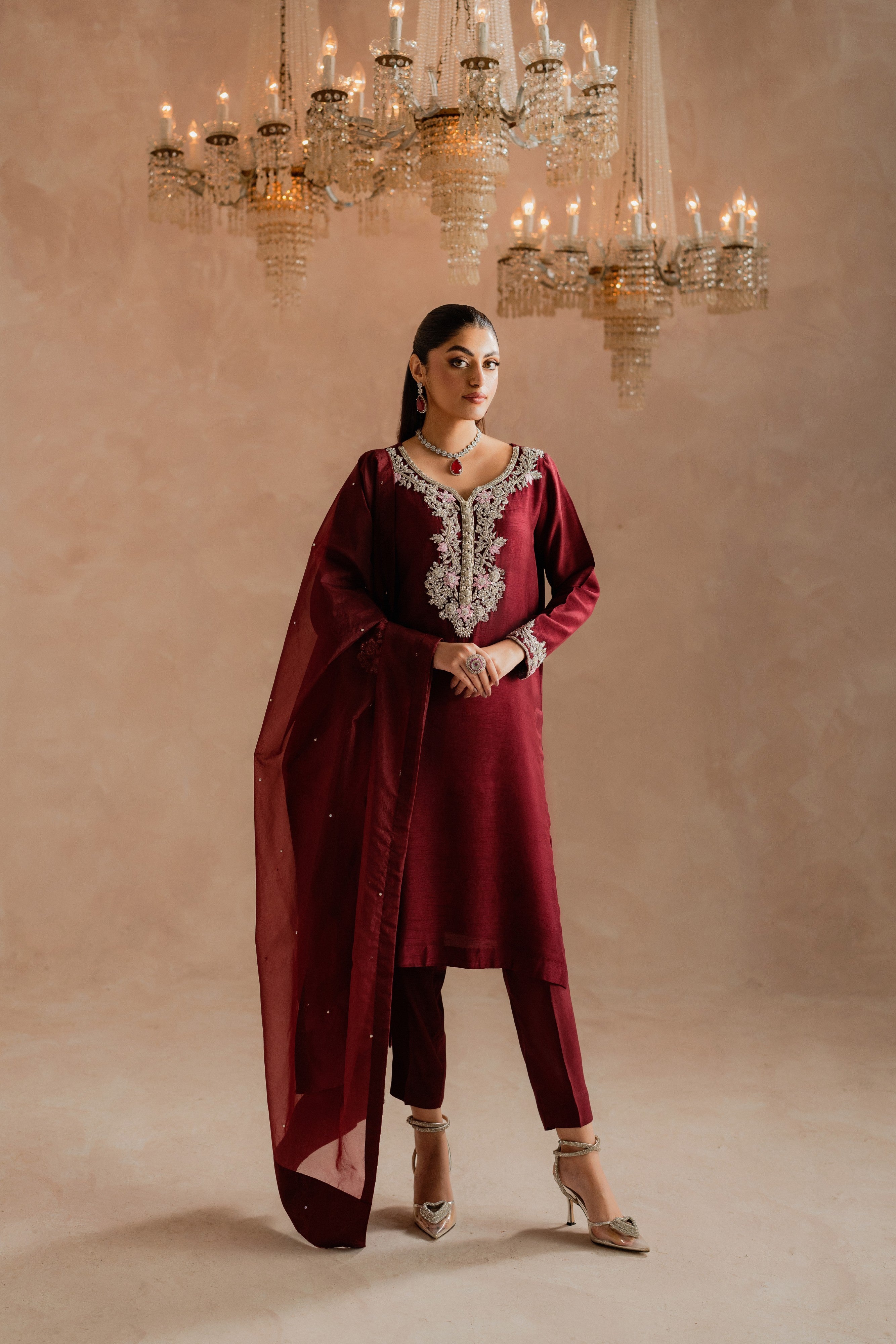 hand embroidered dresses in pakistan Pakistani Embroidered Dresses