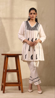 Oasis – Hand-Embroidered Chikankari 2 Piece