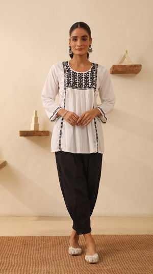 Frost – Hand-Embroidered Chikankari 2 Piece