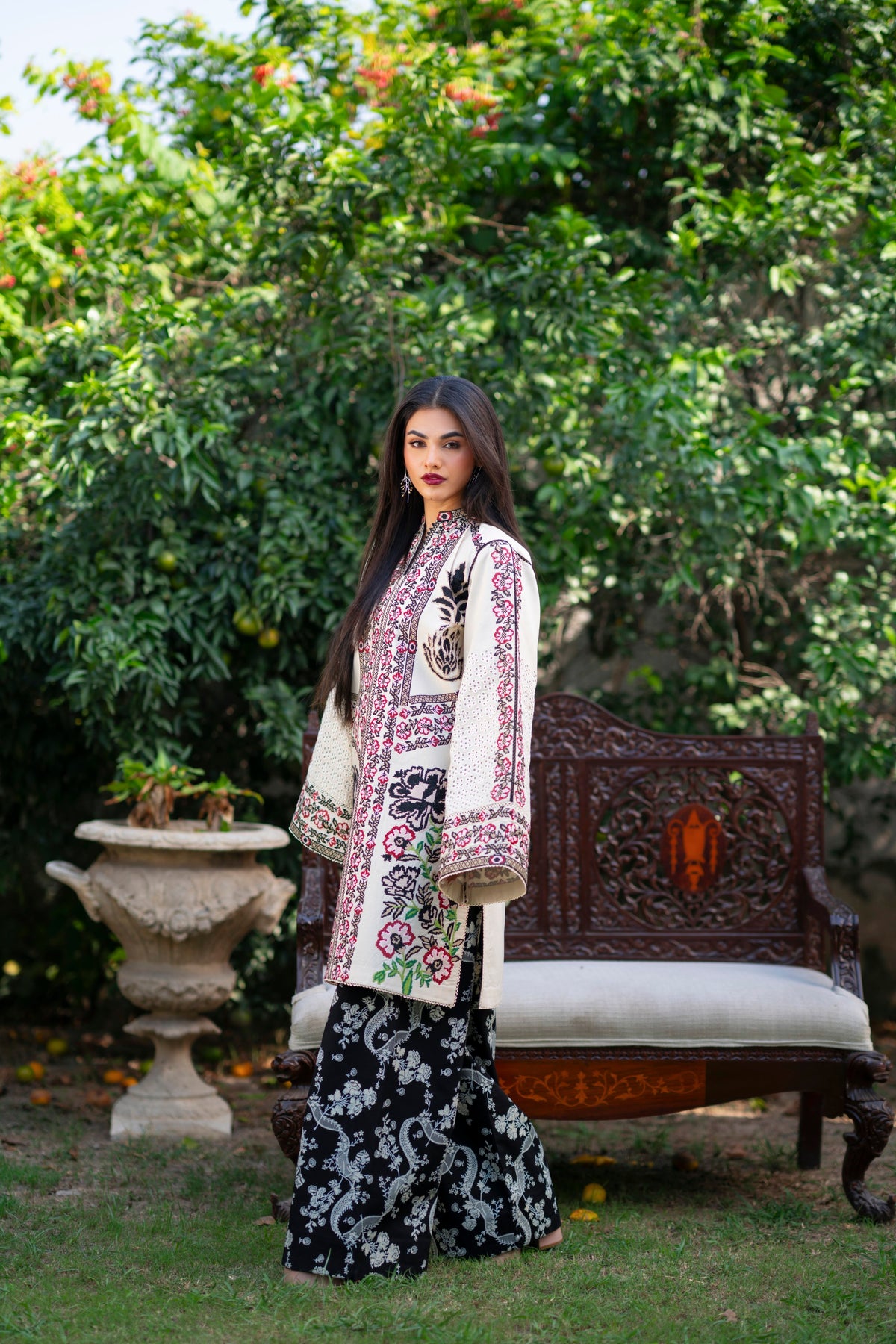 Flint - Pure Karandi RTW